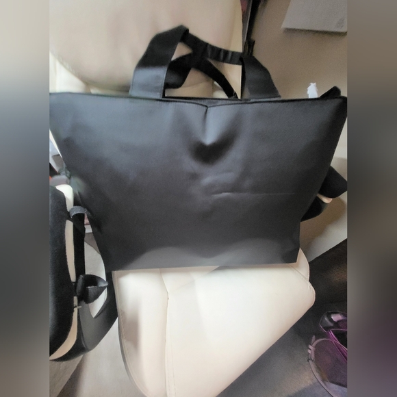NWT Black Victoria's Secret Women's Tote Bag - Picture 3 of 8